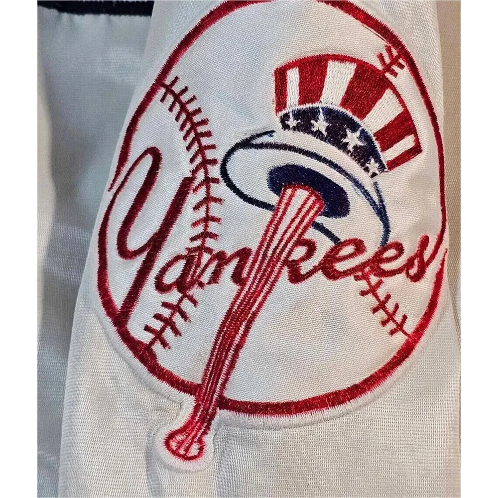 90’s New York Yankees Silver Jacket