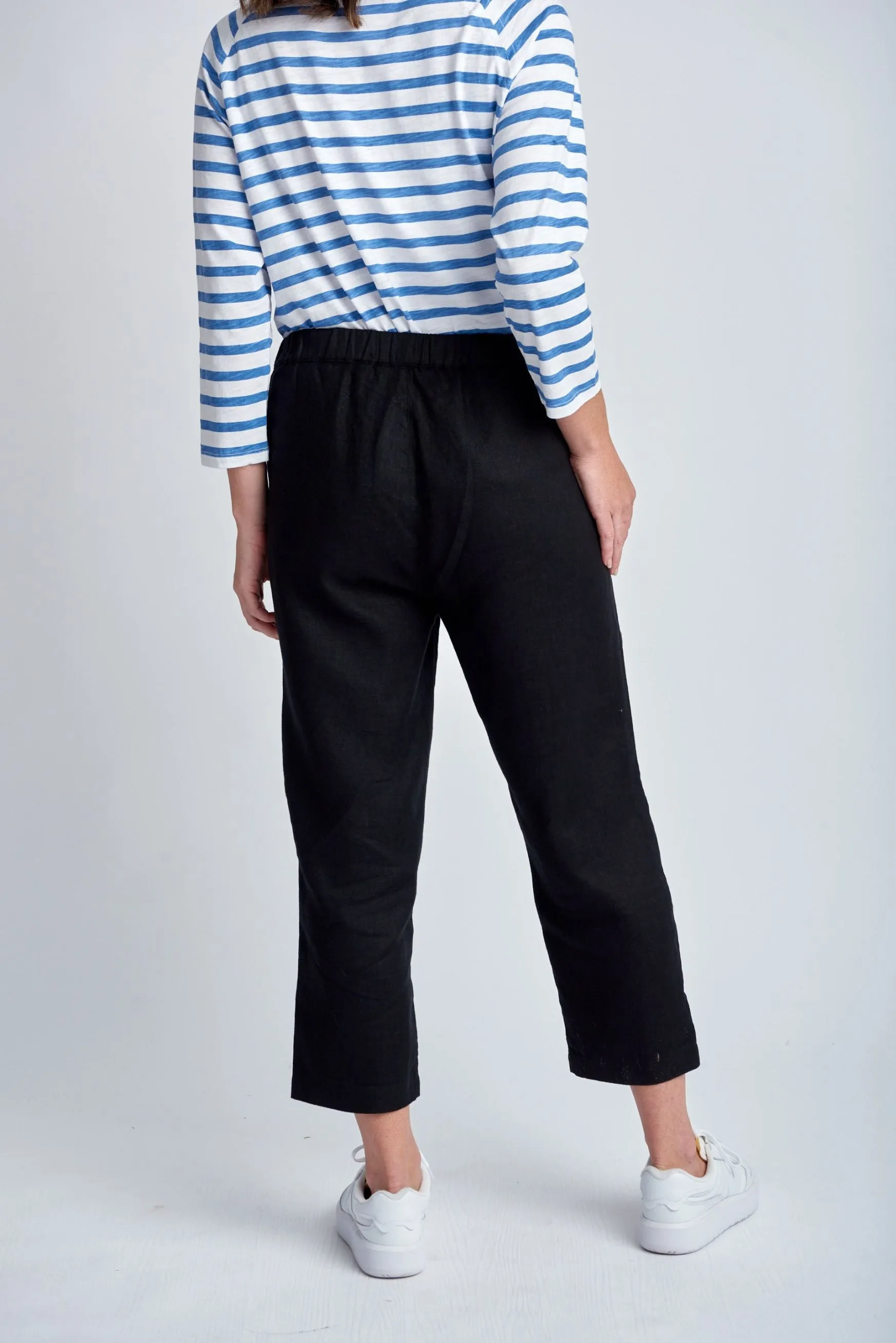Casual Cropped Linen Pant Black