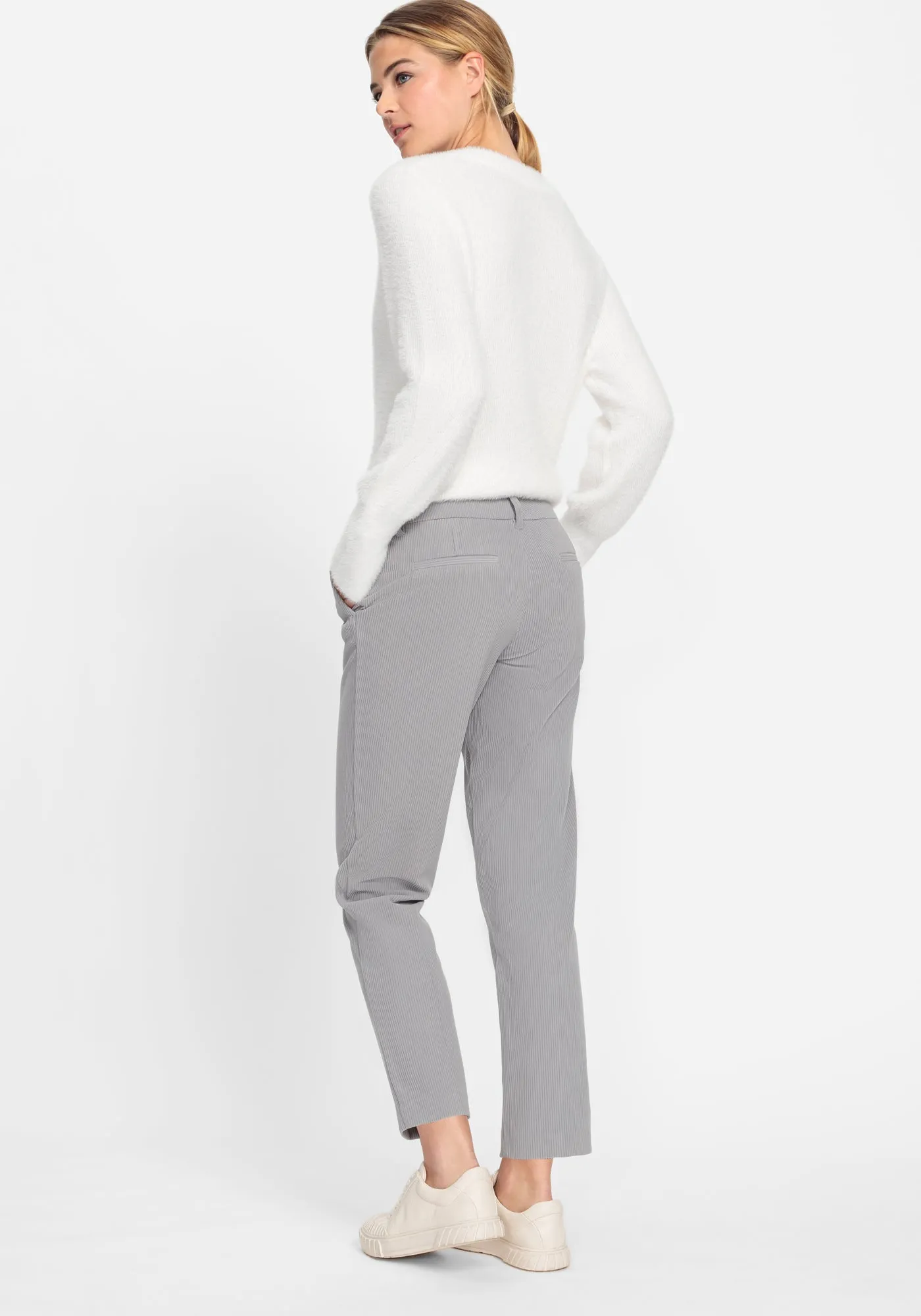 Cropped Casual Trouser in Pearl Grey