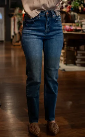 Minnie Straight Leg Mica Jeans